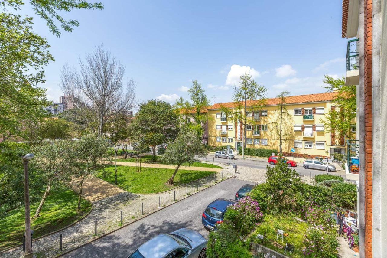 Sunny, Bright And Quiet Apartment, By Timecooler Lisboa 外观 照片